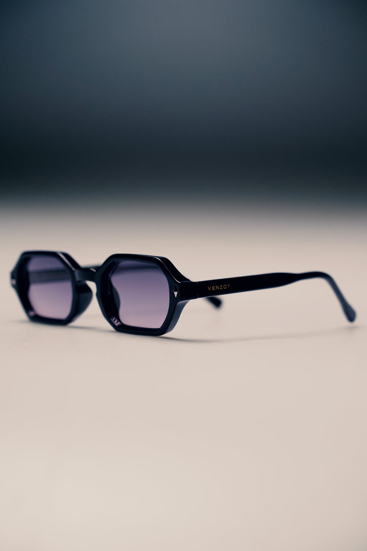 Noir Purple